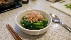 寒締めほうれん草のおひたし：だし香る浸し地はレンジで手早く、甘みを引き出す作り方